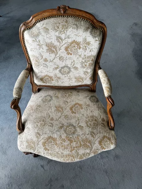 Paire de fauteuils cabriolets d'époque Louis XV