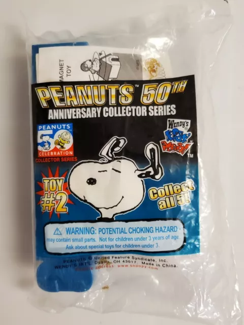 SNOOPY DOGHOUSE Toy Wendy's Kids Meal Peanuts 50th Anniversary 2000- 2 Pc. NIP