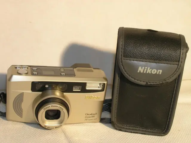 Nikon One-Touch Zoom 90 AF Quartz Date P&S 35mm Film Camera 38-90mm w/Case