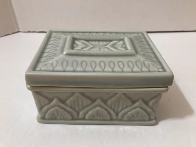 Lotus Flower Ceramic Celadon Green Jewelry Trinket Box 2000 Dennis East