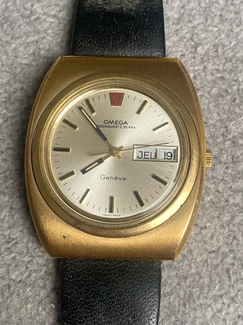 Omega Geneve   MegaQuartz 32 kHz , 39mm