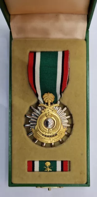 Gulf War Medal Liberation Of Kuwait Kingdom Of Saudi Arabia Box Mint Medal