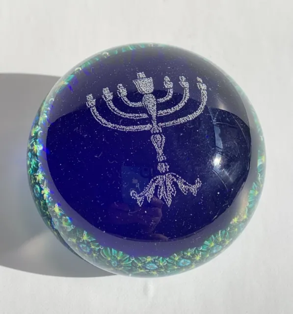 Judaica judía del siglo XX Vintage Menora azul cobalto pisapapeles de...