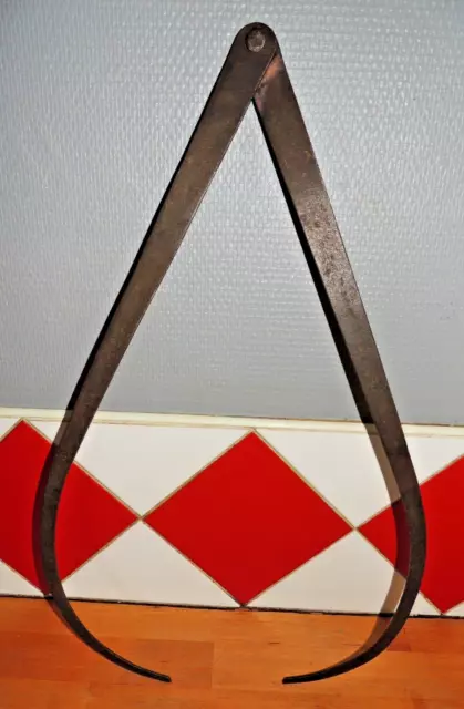 Ancien grand compas en fer forgé 700mm outil 19ème de menuisier compagnon