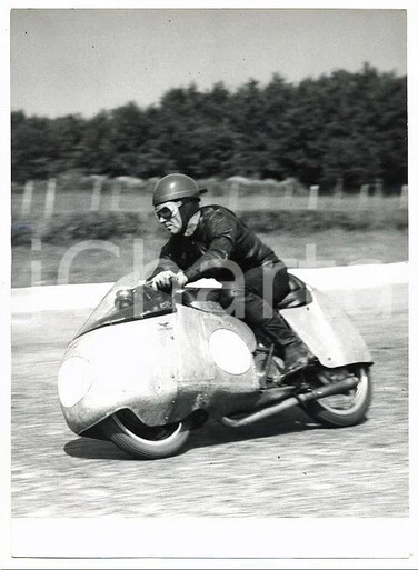 Photo D'époque Emilio Mendogni Sur Morini 125 - Format 8x12 Cm Moto Gara
