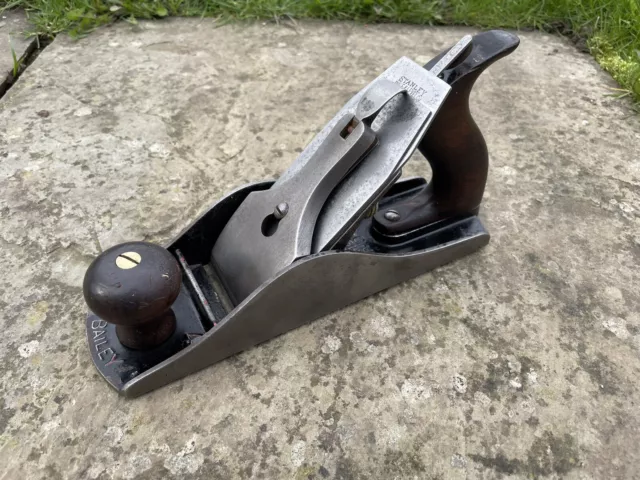 Stanley Bailey Type 11 , No 4 1/2 Smoothing Plane. Made in USA .