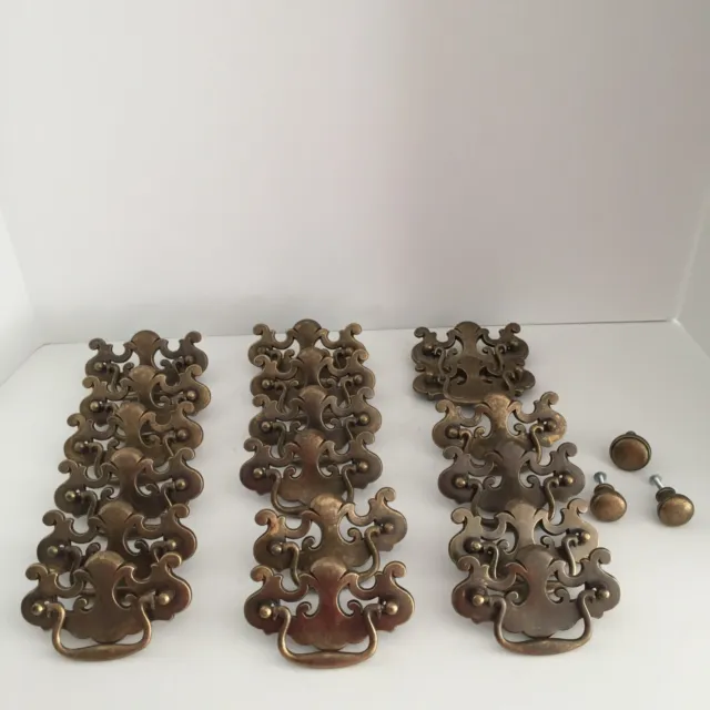 Vintage 1987 Cont B Chippendale Brass Drawer Pulls B964-0 Batwing Lot of 16