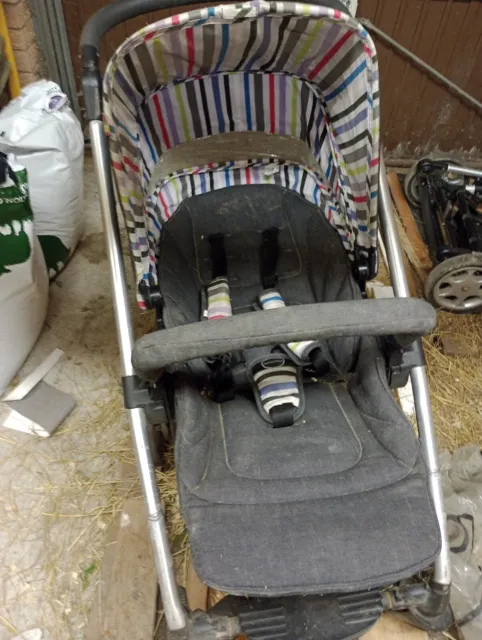 mamas and papas sola pushchair Seat with raincover