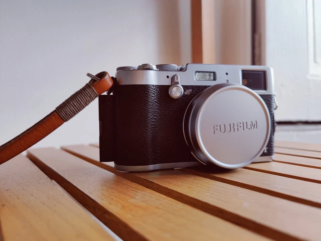 Fujifilm X Series X100T 16.3MP Digital Compact Camera - Silver Plus Accessories