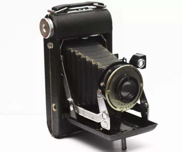 Vintage Kodak Vigilant Junior Six-20 1940’s 620 Film Folding Camera Art Deco