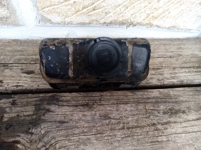 ROBINET DE RÉSERVOIR - 0051942