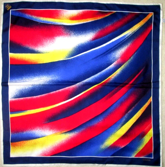 Foulard En Soie Valentino Vintage - Dimensions 78x80 Cm, Couleur Vert Et Noir, Authentique, Occasion