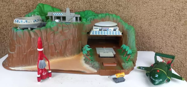 THUNDERBIRDS TRACY ISLAND Soundtech w TB 2 3 The Mole 2000