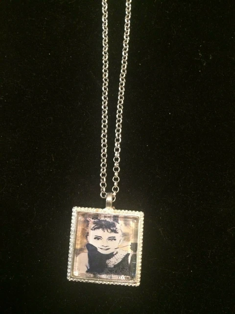 Retro Audrey Hepburn Breakfast at Tiffany's Silver small Square Pendant Necklace