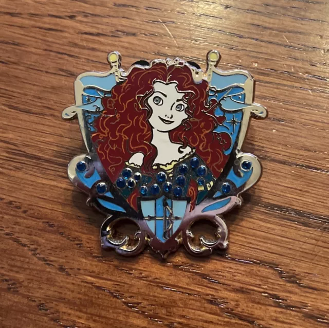 2013 Disney Pin Princess Jeweled Crest - Merida 99150