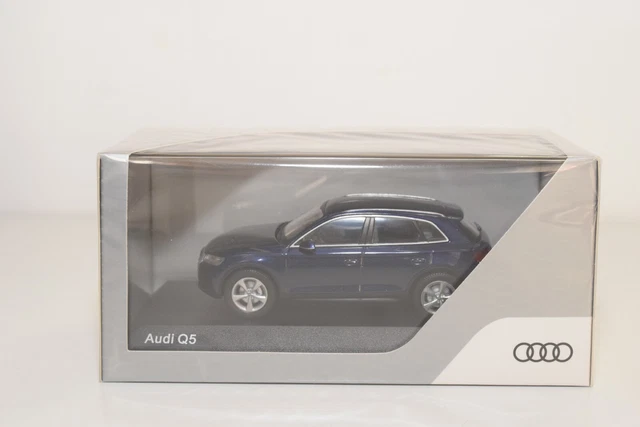 5011313613 audi rsq3 1/43 blanc ibis - Collection