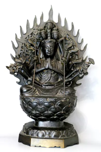 Ancienne Grande sculpture Avalokitesvara 16 bras bronze Tibet Chine 37cm Bouddha