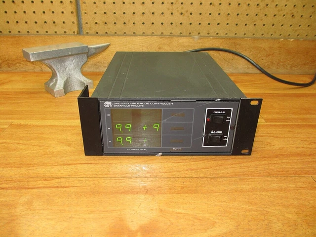 Granville Phillips GP 340001 *USED POWER UP* 340 Vacuum Gauge Controller