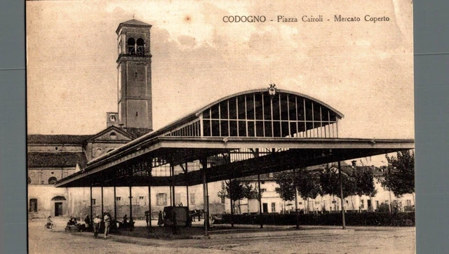 Lodi piazza Cairoli Mercato Coperto F. piccolo non spedita