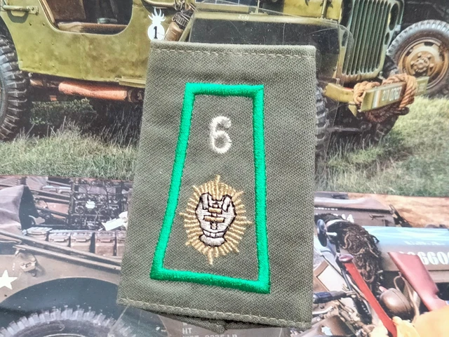 Pin's Armée - 1er Escadron 6e Régiment De Cuirassiers (6 RC) Signé Eurodor