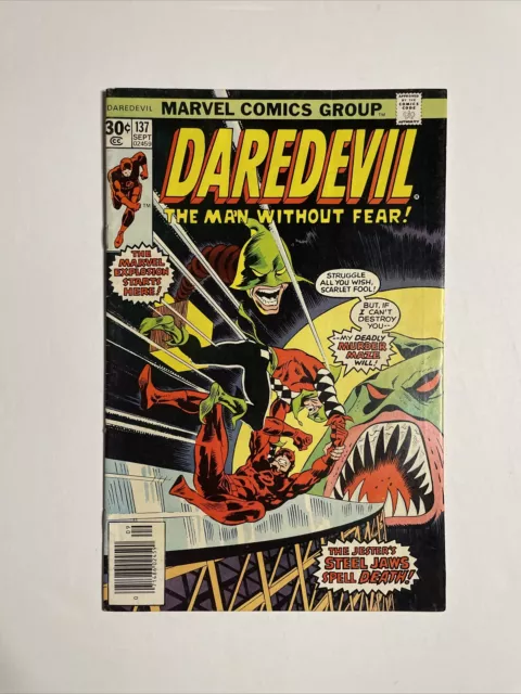 Daredevil #137 (1976) 7.5 VF Marvel Bronze Age Newsstand Edition Jester App