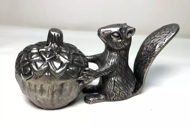 Pottery Barn Pewter Squirrel Salt Pepper Shakers Acorn Fall Woodland Autumn