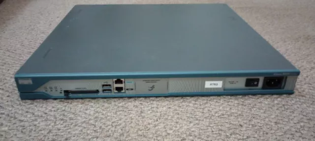 CISCO 2800 Series CISCO2811 V06 Integrated Services Router + Compact Flash 64mb