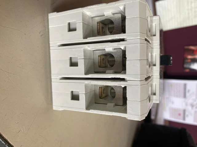 Siemens LGB3B060B 600Vac 60A 3-Pole 3-Phase Molded Case Circuit Breaker 