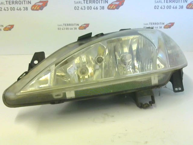 Phare droit occasion Renault LAGUNA II (BG0/1_) 1.9 dci (bg0r, bg0e) (2001-2005) 7701048931