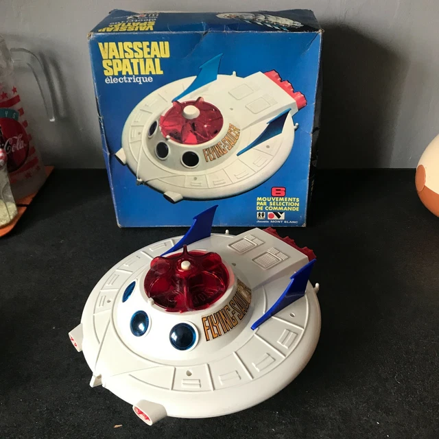 Figurine Soucoupe Volante | Les Astronautes