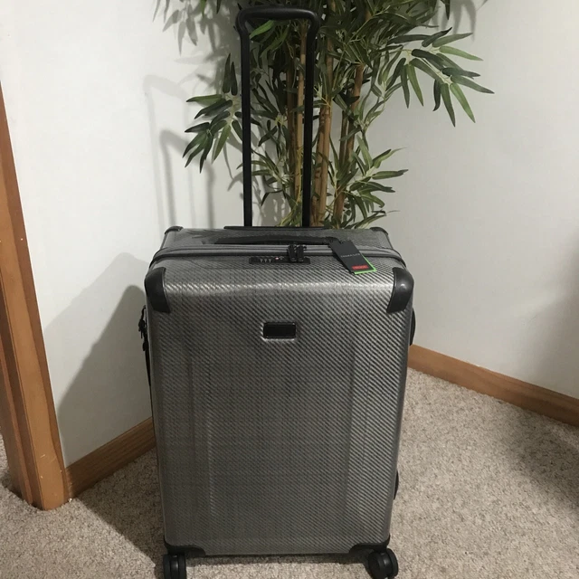 NEW Tumi Tegra Lite Short Trip Expandable Spinner Suitcase