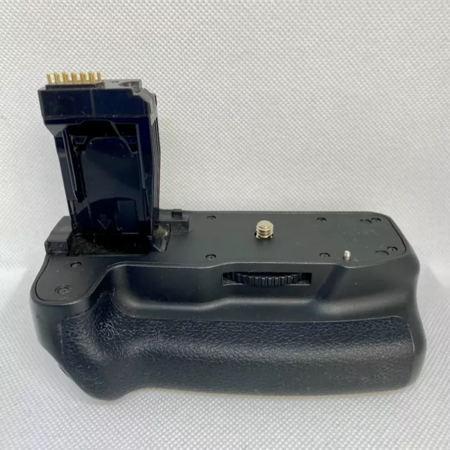 DSTE battery grip equiv. of BG-E18 for Canon EOS 750D/T6, 760D/T6s