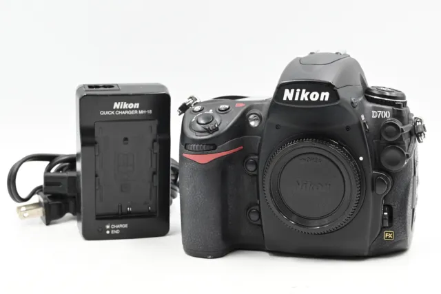 Nikon D700 12.1MP Digital SLR Camera Body #121