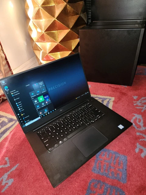 Dell Precision 5520 15.6" FHD i7 7820HQ 2.9Ghz 16GB RAM 256GB SSD Laptop Win 10