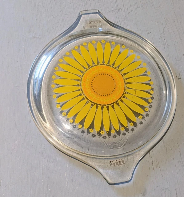 PROMOTIONAL 1969/70 Vintage PYREX YELLOW DAISY Sm Glass Casserole LID 470-C VGUC