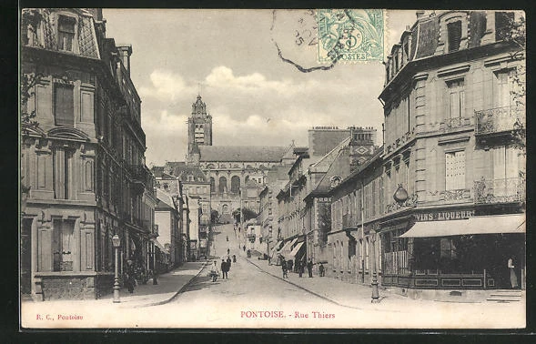 CPA Pontoise, Rue Thiers, vue de la rue 1906