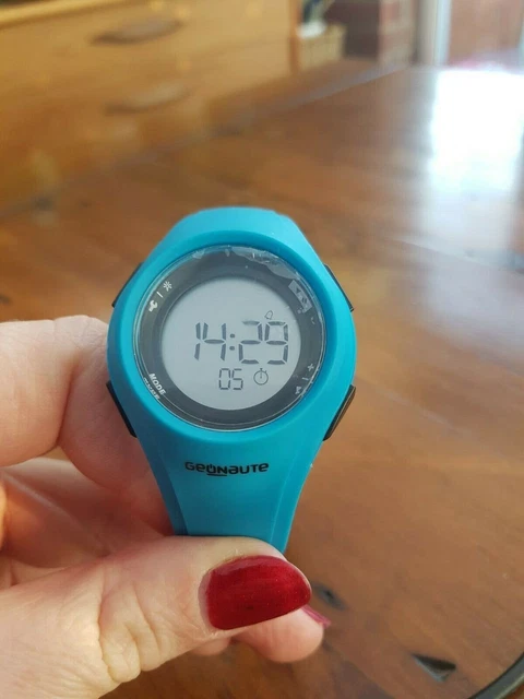 BRAND NEW WITHOUT box Geonaute Blue Sports Watch Medium adult