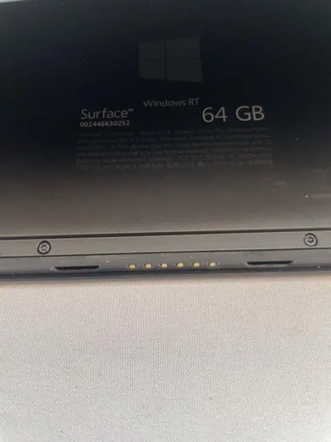 Microsoft Surface RT 10.1" Windows RT 1516