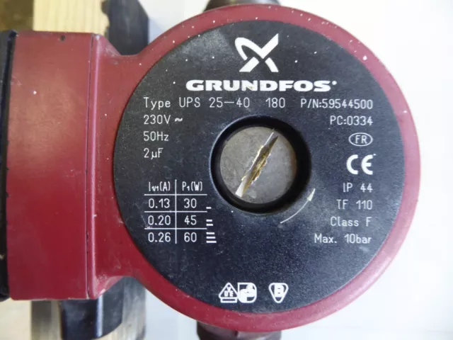 pompe / circulateur de chaudière GRUNDFOS UPS 25-40 180