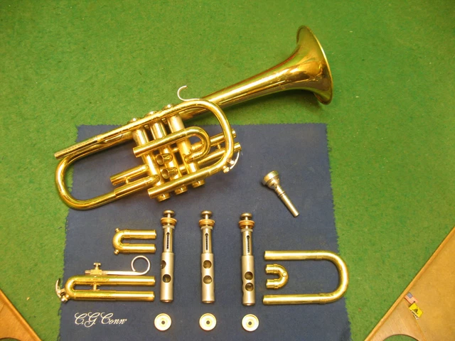 Bach Bundy Cornet 1963 - Reconditioned - Case & Bach 5C Mouthpiece