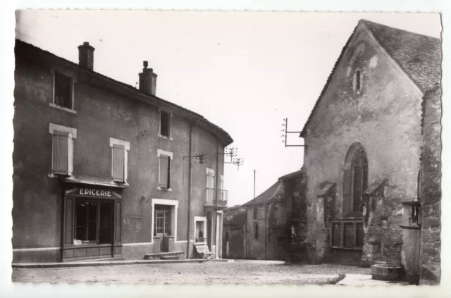 71 @ Carte Postale Cpsm De Chevagny Les Chevrieres - La Place @ Top Cpsm !!