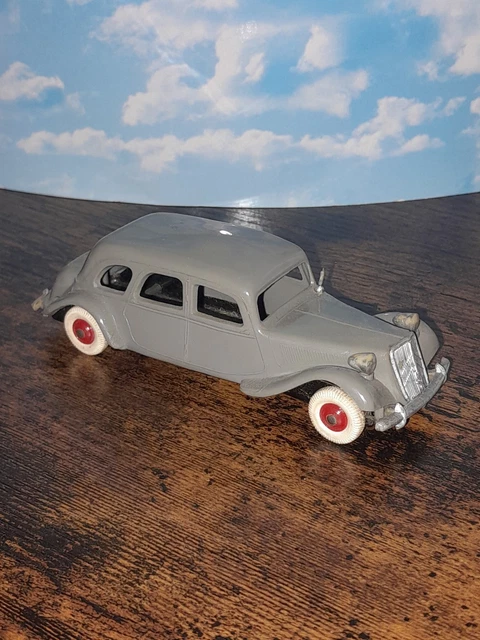 Norev 1/43 - Citroën Traction 22CV Grise 1934 - Occasion Sans Boîte