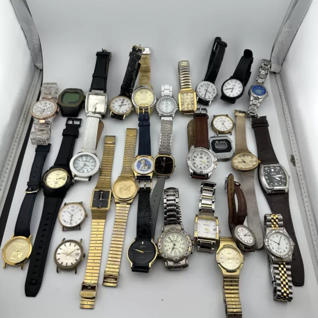 Mixed Watch Lot Of 30 Men's & Ladies Quartz Watches For Parts/Repair