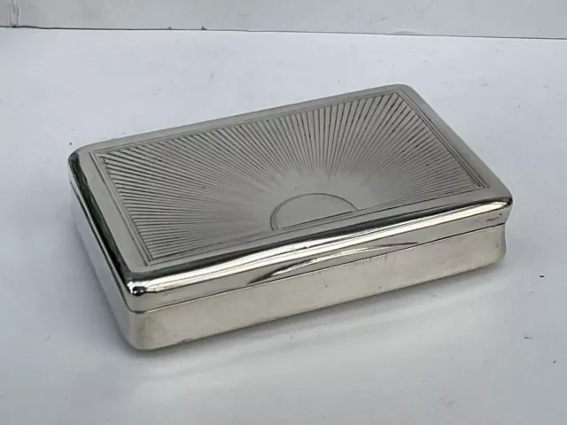 A Georgian Solid Silver Snuff Box, c.1820