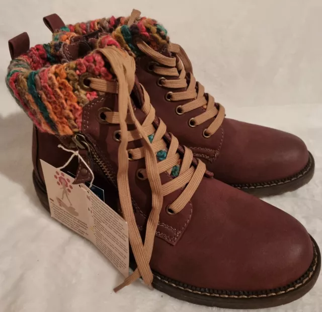 Pavers burgundy boots hotsell