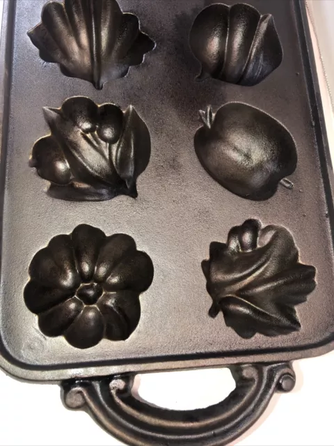 Vintage John Wright Cast Iron Vegetable Fruit Shaped Muffin Baking Mold Preowned 3