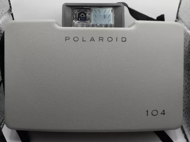 Cámara terrestre fotográfica instantánea Polaroid 104 con correa