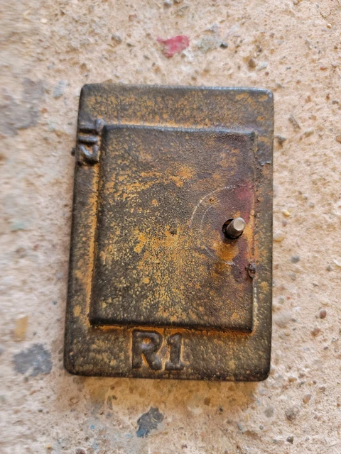 Cast Iron Door R1 Piece Unknown Collectors Rare Hard to Find