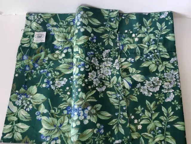 LAURA ASHLEY BRAMBLE Berry 1 Curtain Valance Floral Berries Green