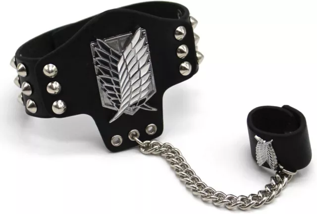 Aufklärungstrupp Armband mit Fingerring und Nieten für Attack on Titan Fans